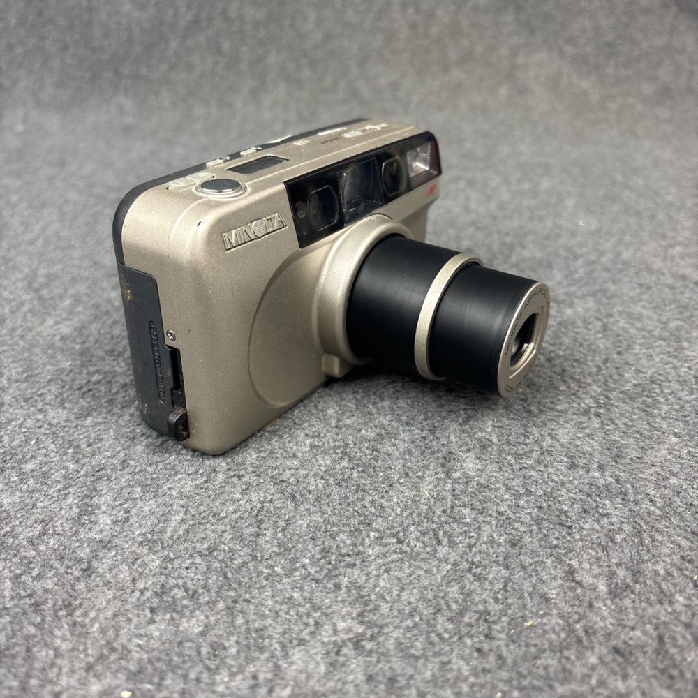 Minolta Riva Zoom 90 Date Point & Shoot 35mm Film Camera Japan Tested W/ Film